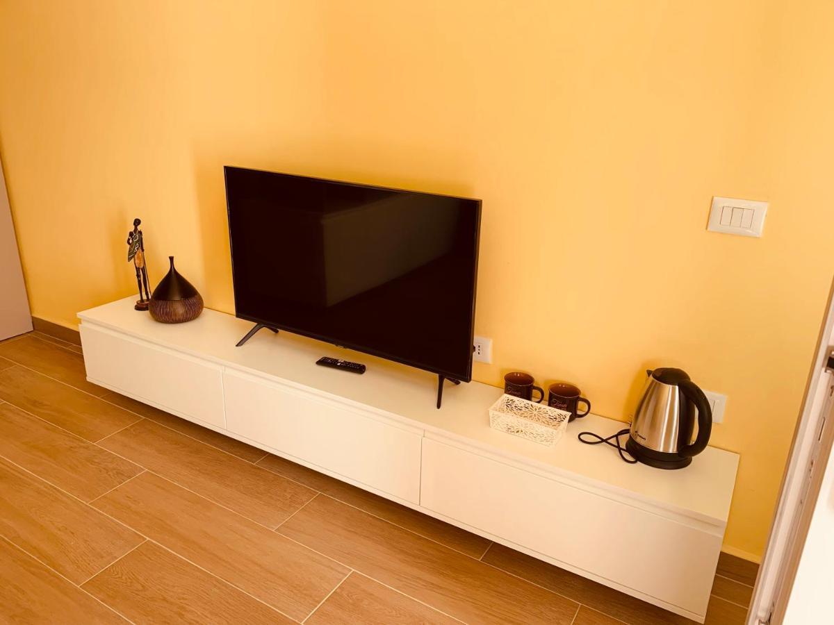 Auto Tana Guest House Tirana Bagian luar foto