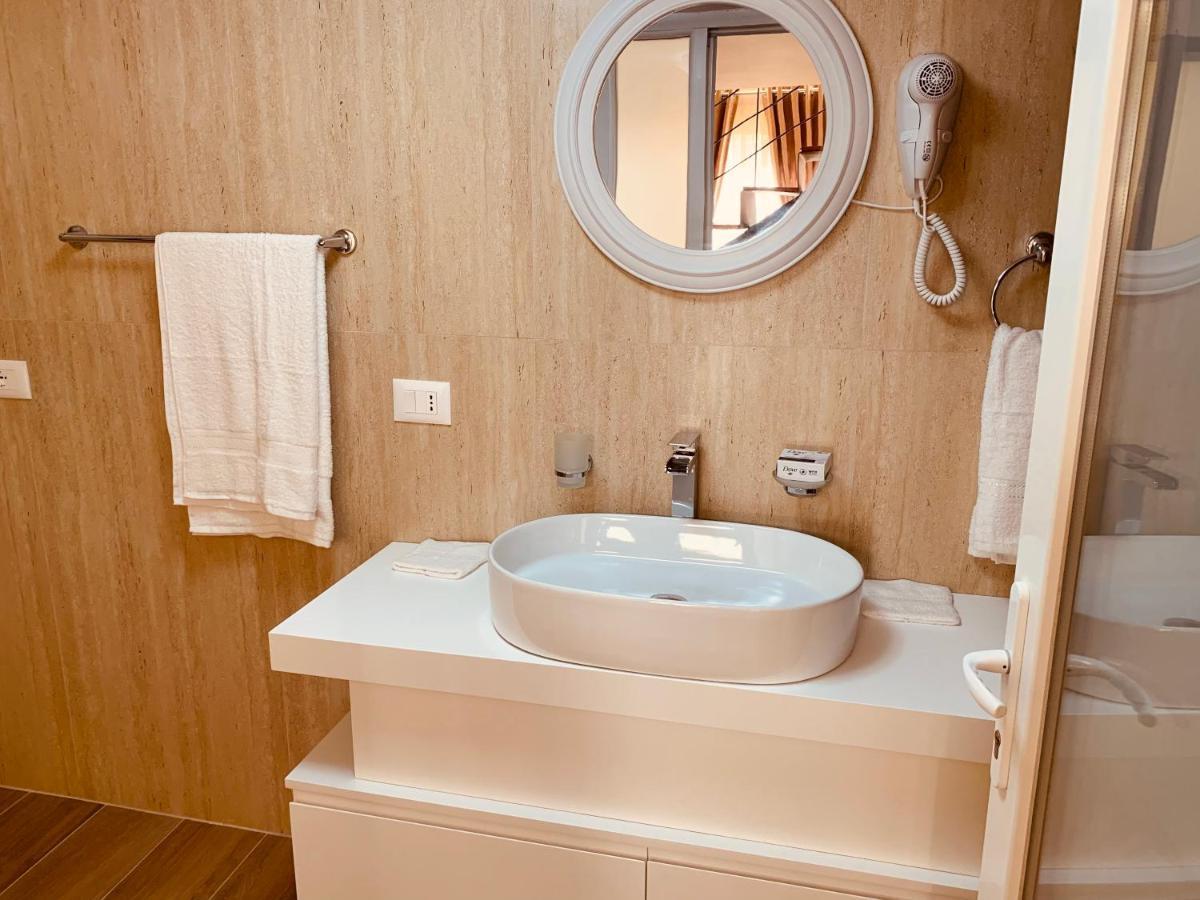 Auto Tana Guest House Tirana Bagian luar foto